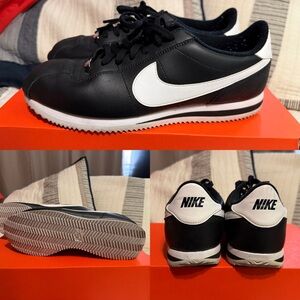Nike Cortez Premium - Leather - Men size 13 - black/white